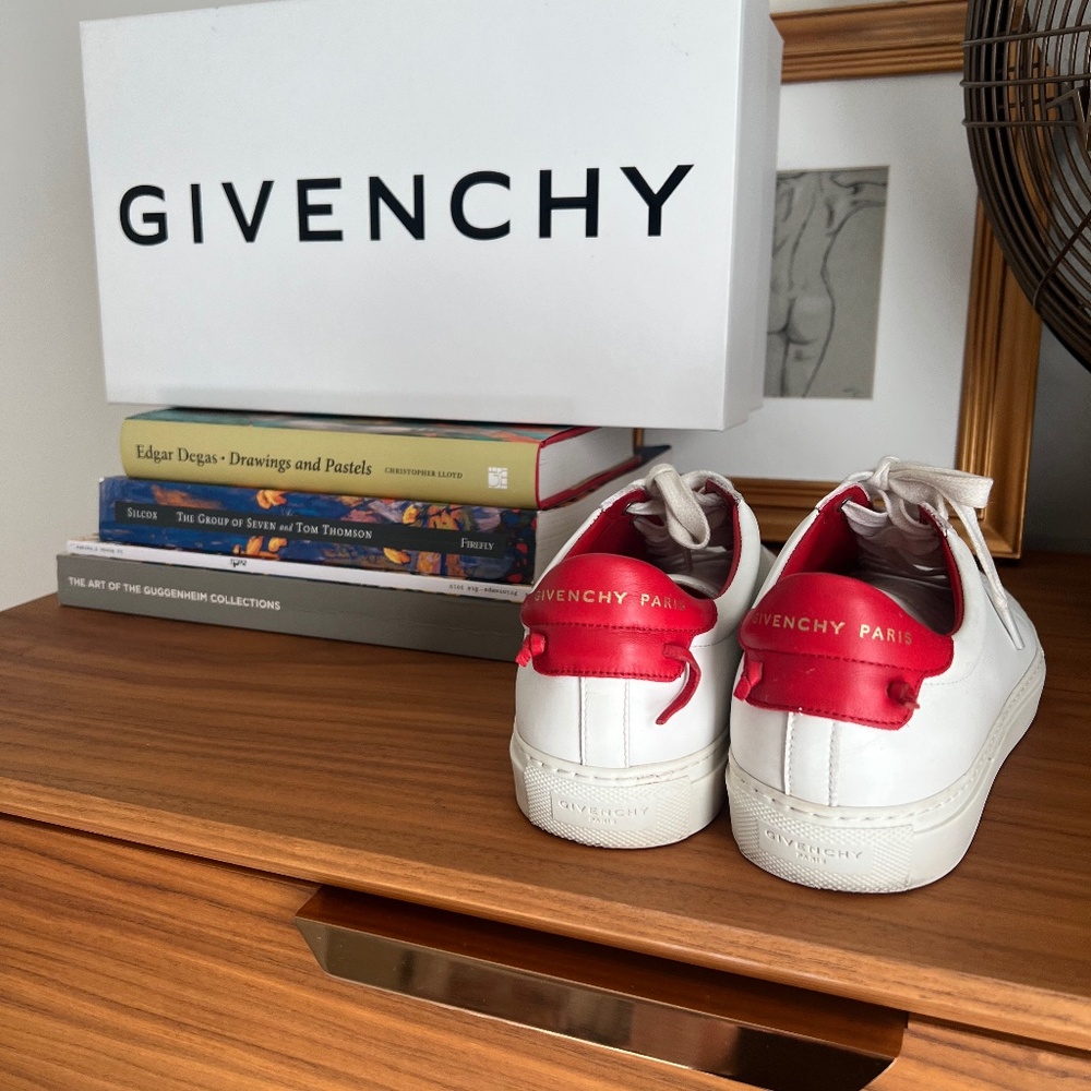 Authentic Givenchy sneakers, great condition with box and dust bag